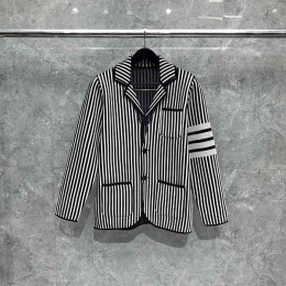 대리석집 THOM BROWNE