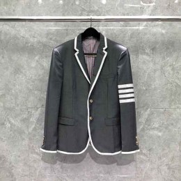 대리석집 THOM BROWNE