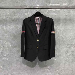 대리석집 THOM BROWNE