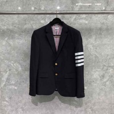 대리석집 THOM BROWNE