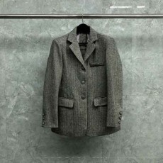 대리석집 THOM BROWNE