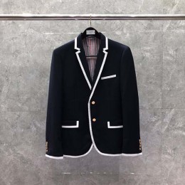 대리석집 THOM BROWNE