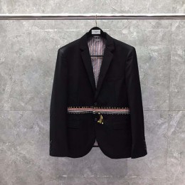 대리석집 THOM BROWNE