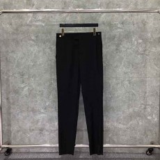 대리석집 THOM BROWNE