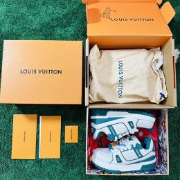 LOUIS VUITTON Trainer Maxi