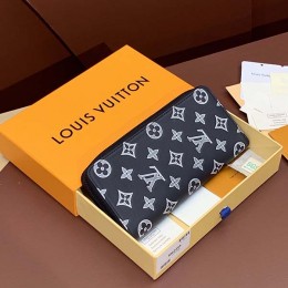 LOUIS VUITTON Zippy Vertical