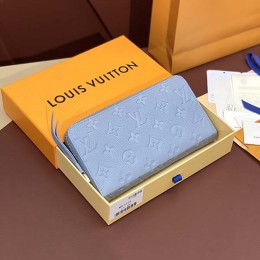 LOUIS VUITTON Zippy