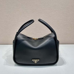 PRADA Lindy