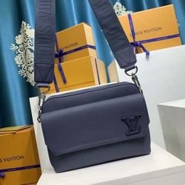 LOUIS VUITTON Fastline