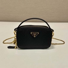 PRADA 4카라