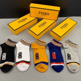 FENDI 5족