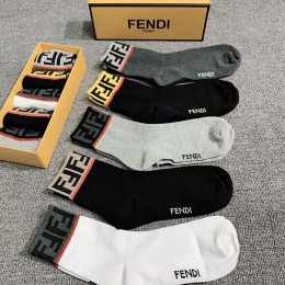 FENDI 5족