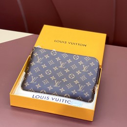 LOUIS VUITTON ETUI VOYAGE