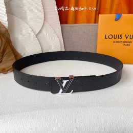 LOUIS VUITTON 40mm
