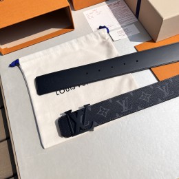 LOUIS VUITTON 40mm