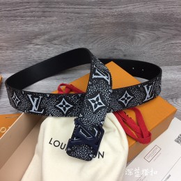 LOUIS VUITTON 40mm