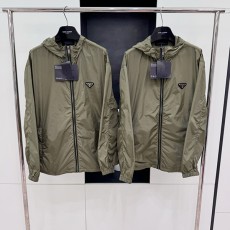 V공장 Prada 2024SS