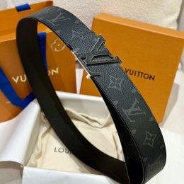 LOUIS VUITTON 40mm