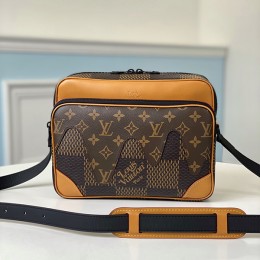 LOUIS VUITTON Nil