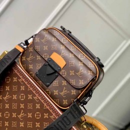 LOUIS VUITTON S Lock