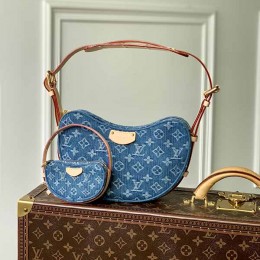 LOUIS VUITTON Croissant MM