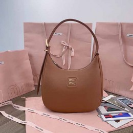 Miumiu  hobo