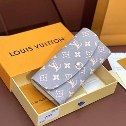 LOUIS VUITTON Emilie