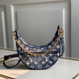 LOUIS VUITTON Loop