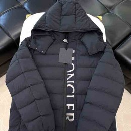 V공장 Moncler 2024FW Ume