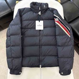 V공장 Moncler 2024FW