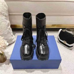 Stuart Weitzma
