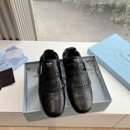PRADA 25ss