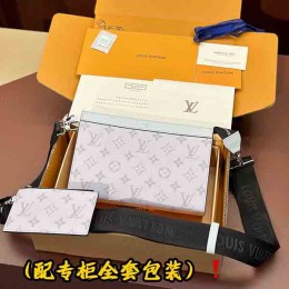 LOUIS VUITTON Alpha Wearable