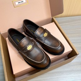 MIUMIU
