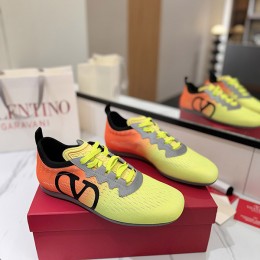 VALENTINO 2025