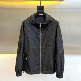 Louis Vuitton 25S