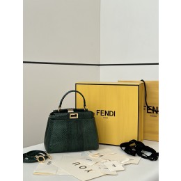 FENDI peekaboo