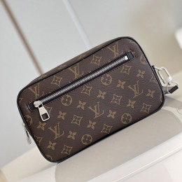 LOUIS VUITTON KASAI