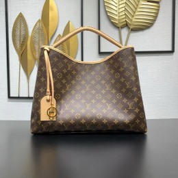 LOUIS VUITTON Again