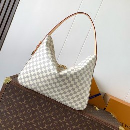 LOUIS VUITTON Slouchy PM