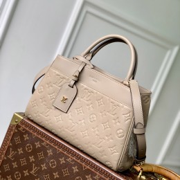 LOUIS VUITTON City Avenue PM