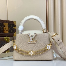 LOUIS VUITTON CAPUCINES BB