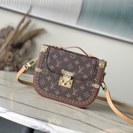 LOUIS VUITTON Montsouris Trunk St