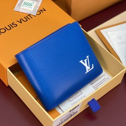 LOUIS VUITTON Multiple