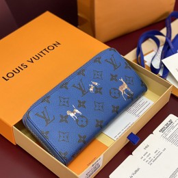 LOUIS VUITTON Zippy Horizontal