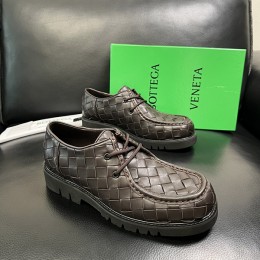 BOTTEGA  VENETA