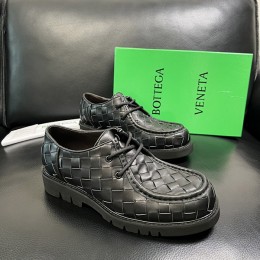 BOTTEGA  VENETA